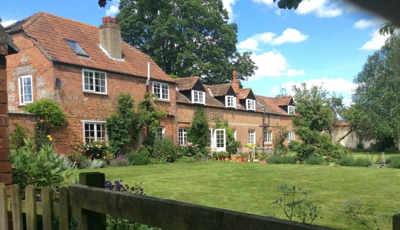 Garden Cottage B&B Penton Mewsey Exterior photo
